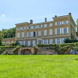 https://chteau-de-la-roue-prox-lyon-techlid-150-m2.hotels-rhonealpes.com